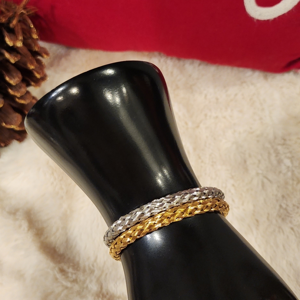 Stainless Steel Goldtone or Silvertone weaved bangle bracelet